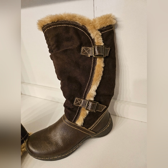 Yuu Brown Elsy faux fur lined winter boots size 6M - Picture 8 of 10